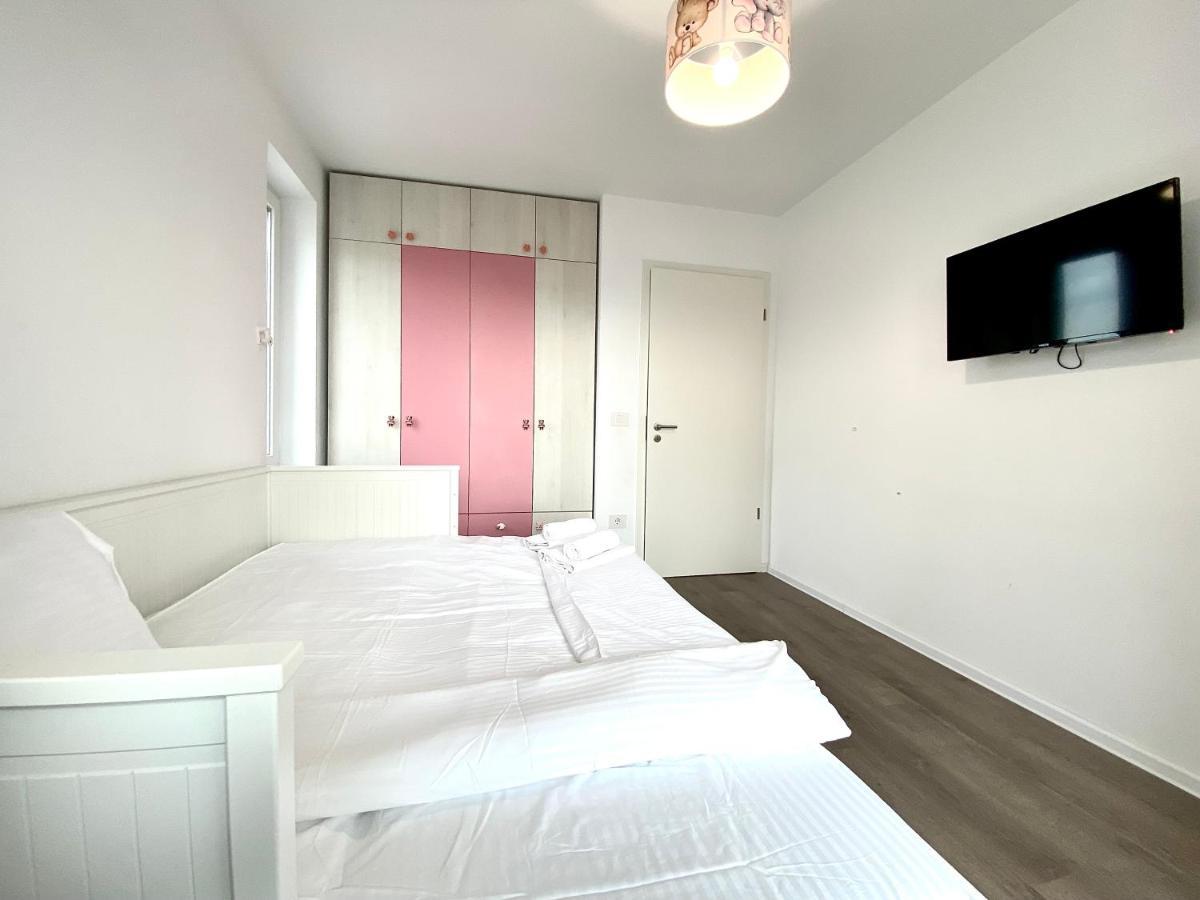 Astoria Apartment - Pet Friendly Brașov Exterior foto