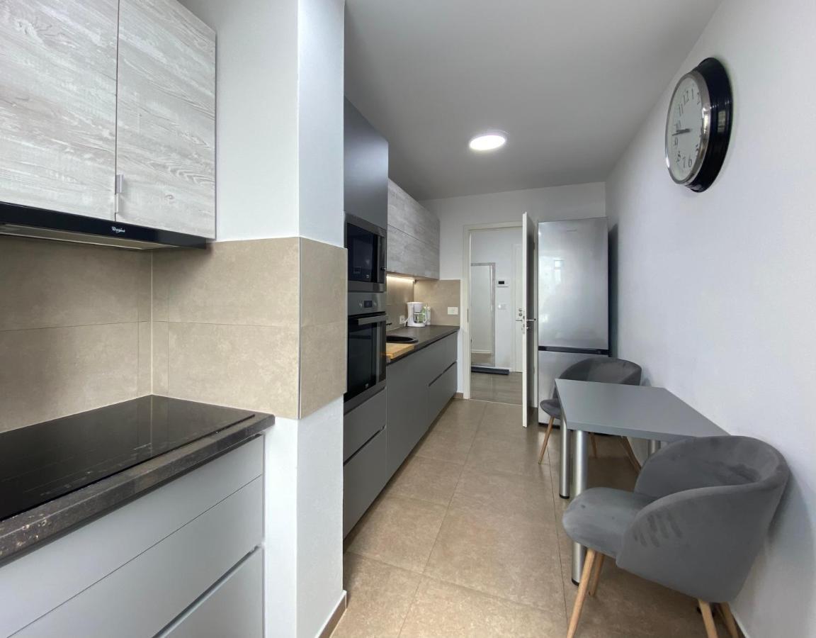 Astoria Apartment - Pet Friendly Brașov Exterior foto