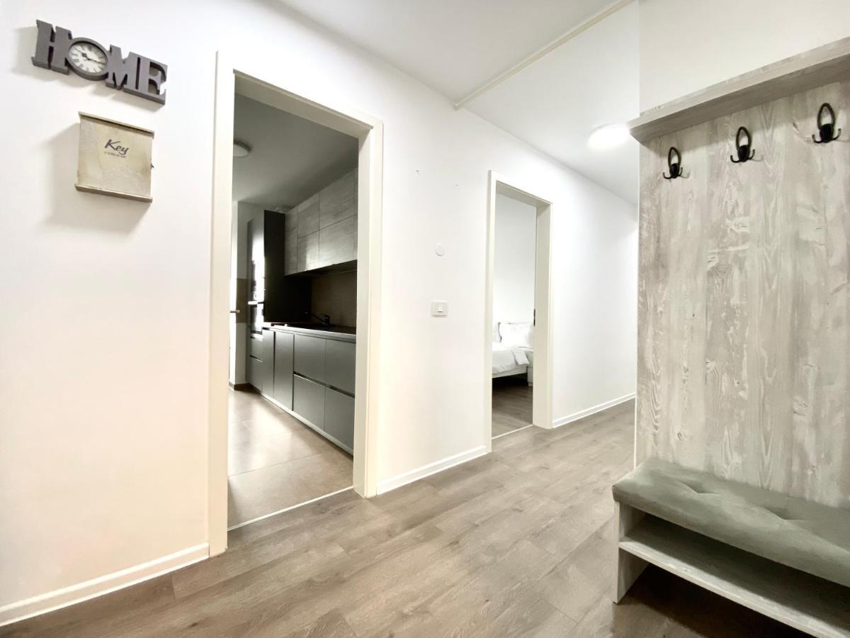 Astoria Apartment - Pet Friendly Brașov Exterior foto