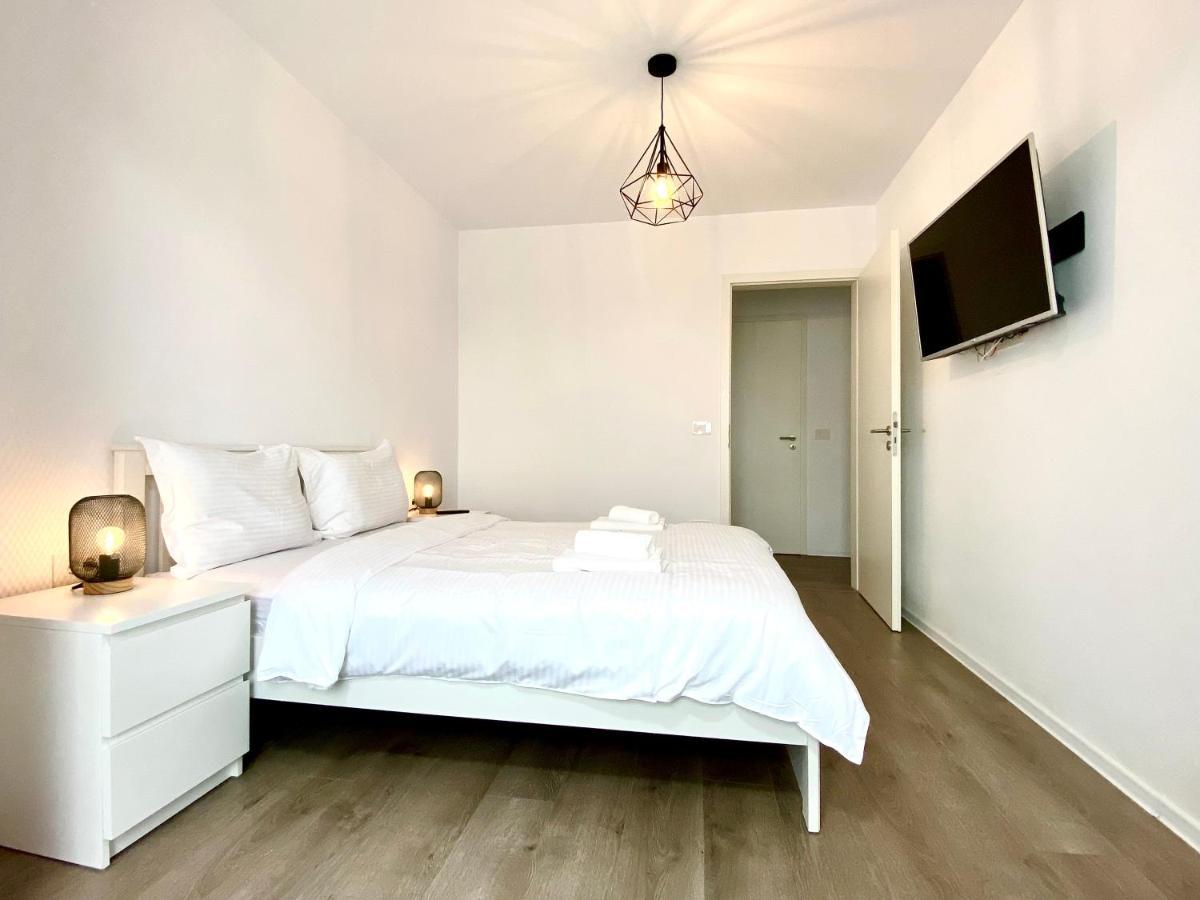 Astoria Apartment - Pet Friendly Brașov Exterior foto