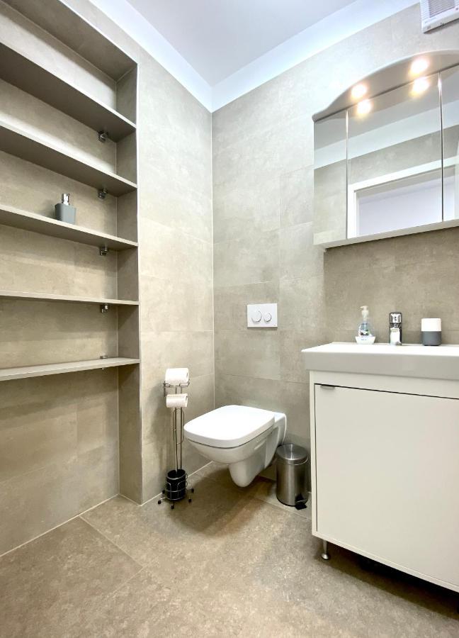 Astoria Apartment - Pet Friendly Brașov Exterior foto